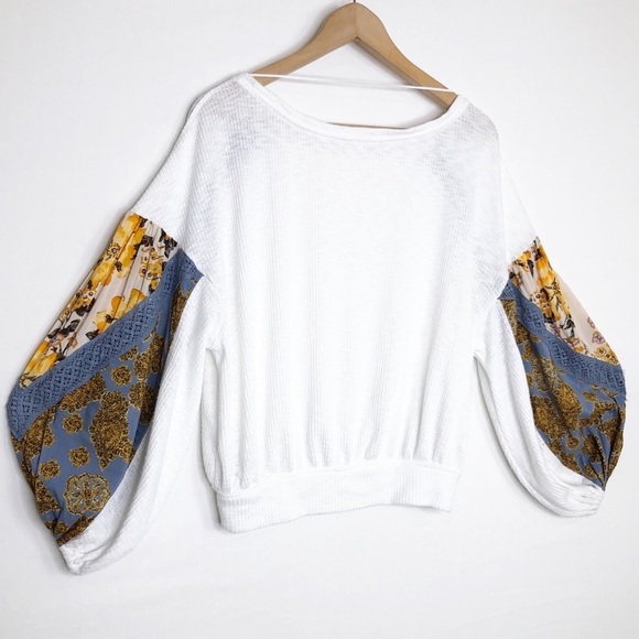 Free people, clash thermal Boho Chic White Blouse with Floral Sleeves - Picture 10 of 12